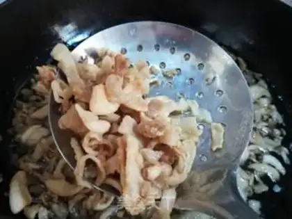 Make Get the pig oil step 12