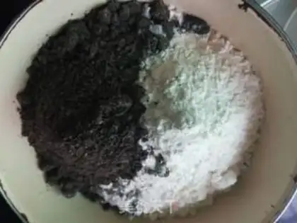 Make Black sesame with a bouquet step 0