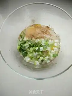 Make Shrimp-skinned fried eggs step 4