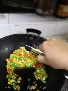 Make Peaches fried corn step 3