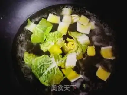 Make Worm and grass stew tofu step 4