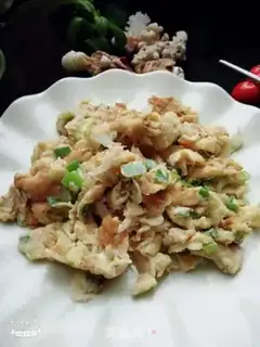 Make Shrimp-skinned fried eggs step 11
