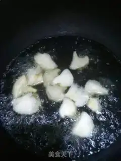 Make Monkeys and mushrooms step 1