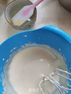 Make Egg cookies step 1