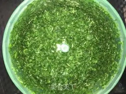 Make The chrysanthemum leaves step 3