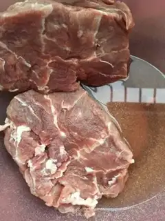 Make Roach and roast beef step 0
