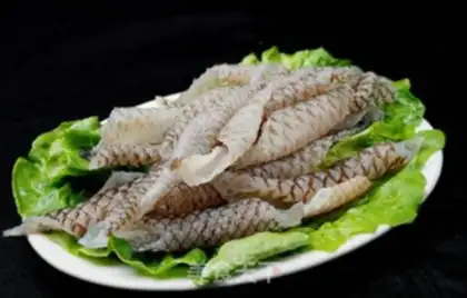 Make The practice of red and salty yellow fish skins step 0