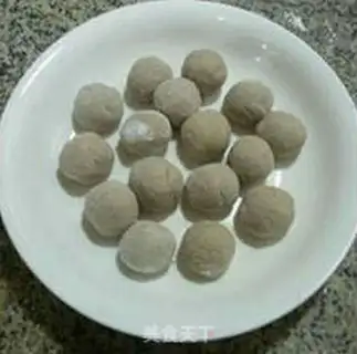 Make Ice cream and fruit round step 7