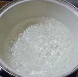 Make Ice cream and fruit round step 11