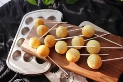 Make Lollipop cake step 8
