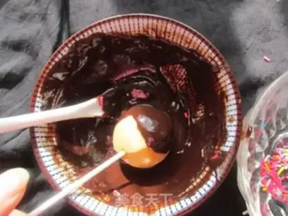 Make Lollipop cake step 9