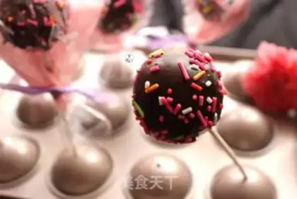 Make Lollipop cake step 11