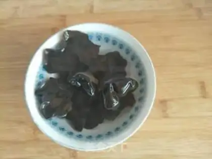 Make White mushrooms step 1