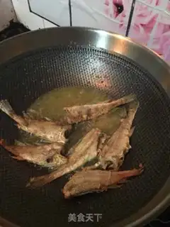 Make Blow up a salty fish step 6