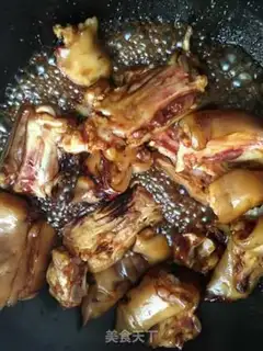 Make Red burning pig hoof step 3