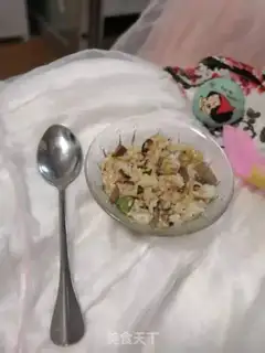 Make Onion beef fried rice step 0
