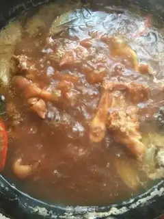 Make Red burning pig hoof step 6