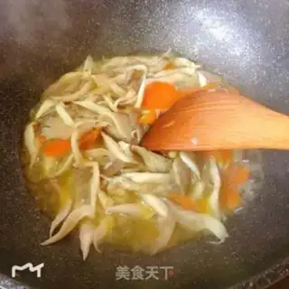 Make Scrambled mushrooms step 3
