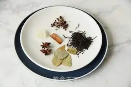 Make Red tea and eggs step 0