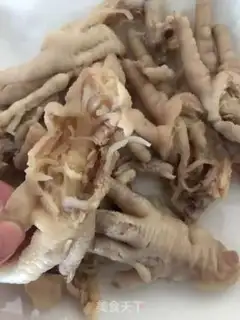 Make A chicken with a stick step 0