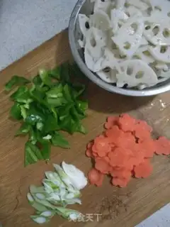 Make The green pepper carrots, the sprouts step 4