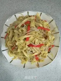 Make Dry tofu sprouts and sweet peppers step 10