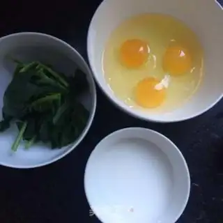 Make A spinach egg step 2