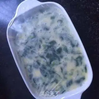 Make A spinach egg step 5