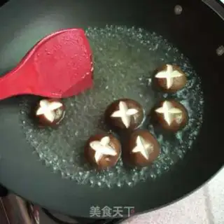 Make Red burning mushroom tofu step 3