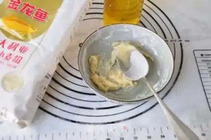 Make Egg-bread step 4