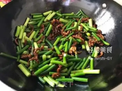 Make Garlic fried meat step 4