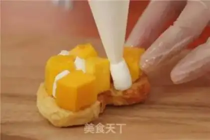 Make Mango Napoleon step 3