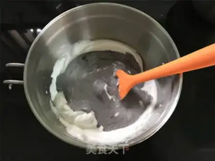 Make Silver silk hugs the ball step 6