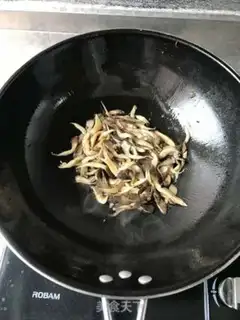 Make Pingos fried celery step 3