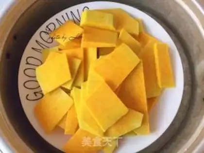 Make Pumpkin ball step 1