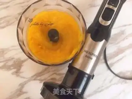 Make Pumpkin ball step 2