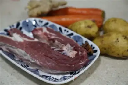 Make Wine and veal step 0
