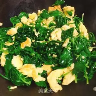 Make Spinach fried eggs step 6