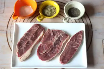 Make Rosemary black pepper steak step 0