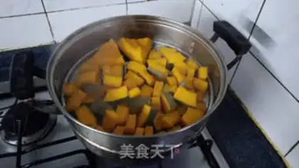 Make Corny pumpkin step 1