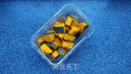 Make Corny pumpkin step 5