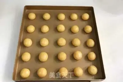 Make Almond peaches step 7
