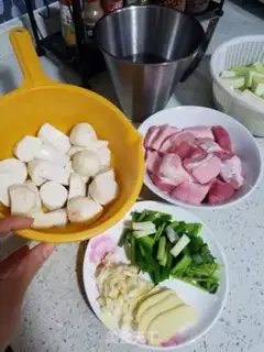 Make Potatoe stewed with five flowers step 0