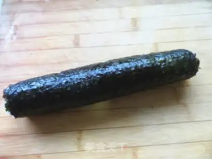 Make Meat pine yolk sushi step 7