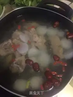 Make Big bone hotpot step 4