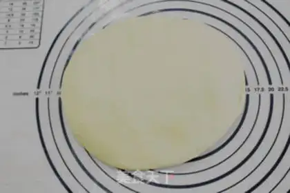 Make Noodle doughnuts step 3