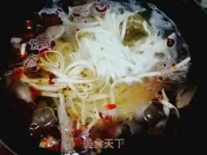 Make Shrimp rolls on the shoal step 5