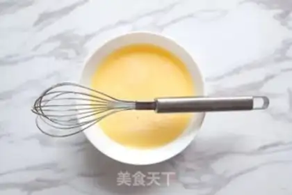 Make Shrimp steamed eggs step 1