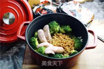 Make Luxury noodles step 5