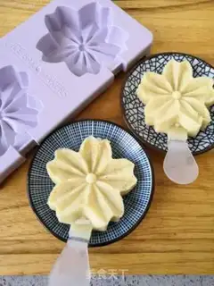 Make Sakura ice cream step 11